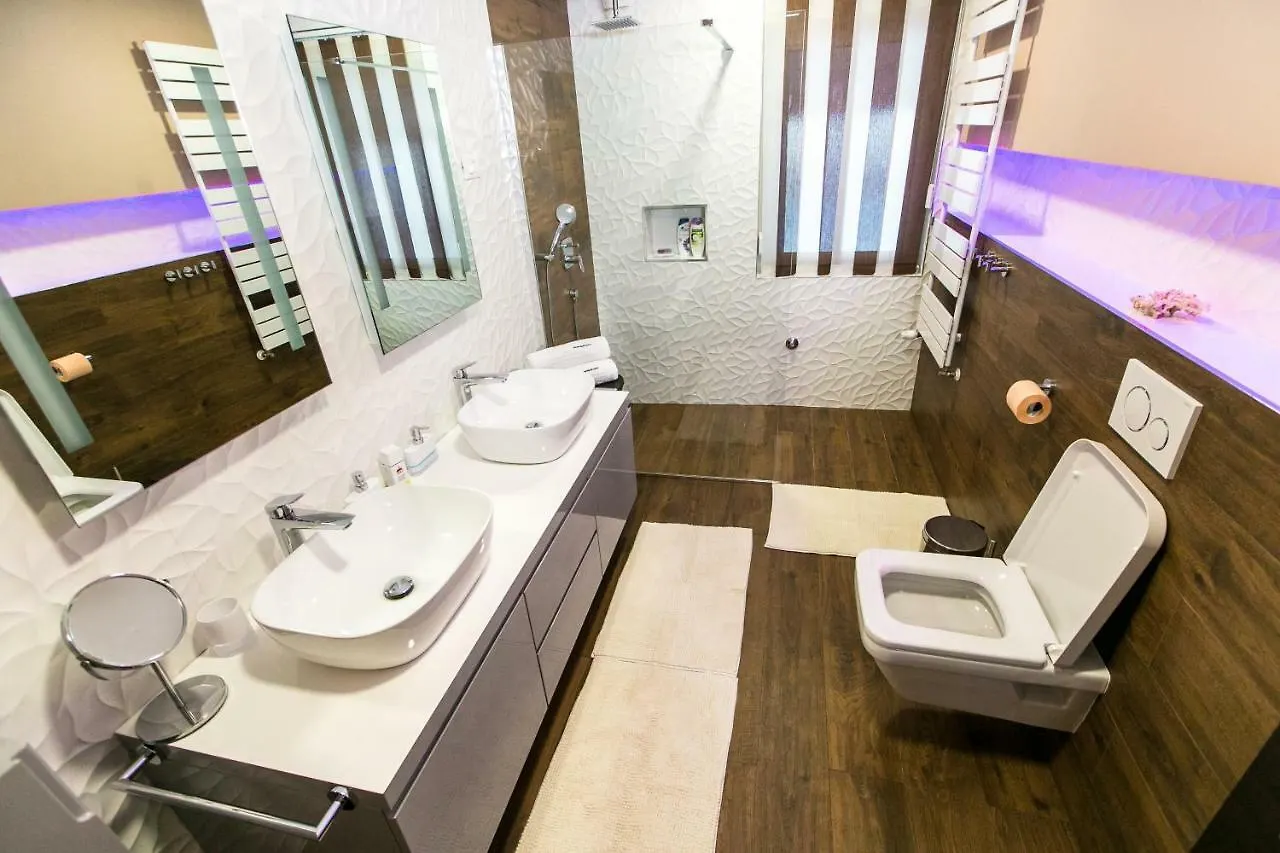 Luxury Apartment Elis With Private Pool 풀라
